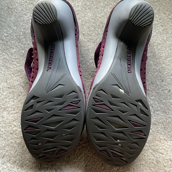 Merrell one of a Kind Magenta Functional Heels - Picture 3 of 6